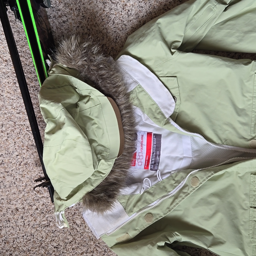 Ski jacket - Picture 2 of 2